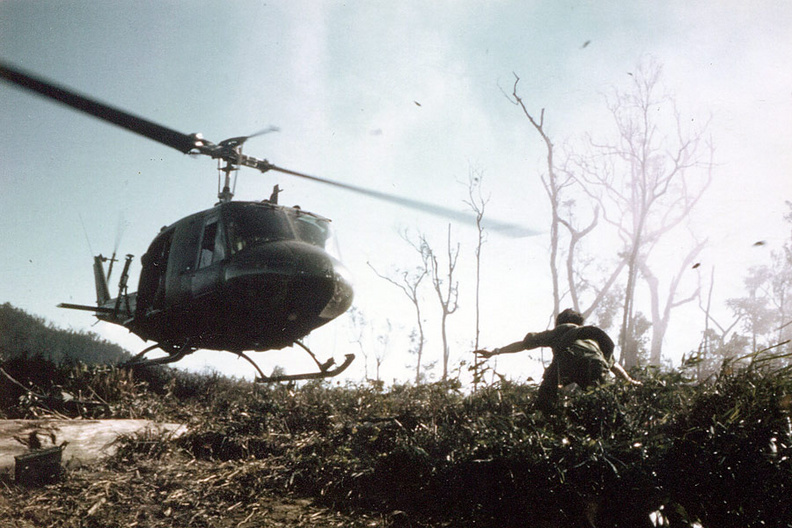 1971-Vietnam-Inbound-Huey-002.jpg